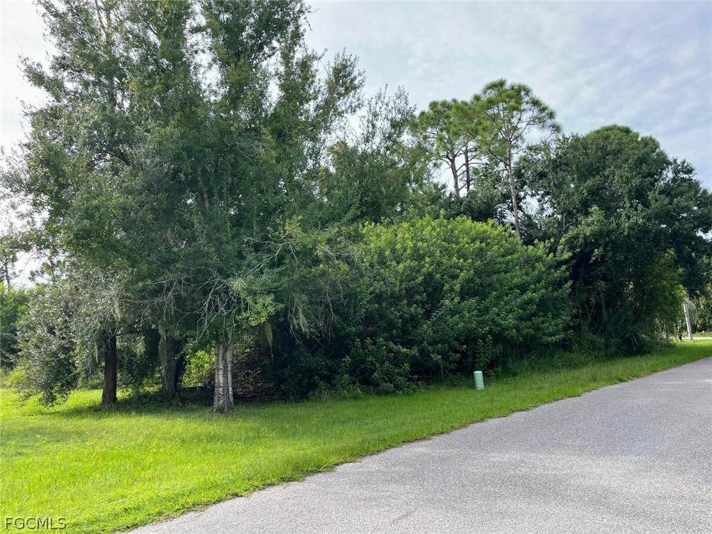 1398 Shields Street - Photo 1
