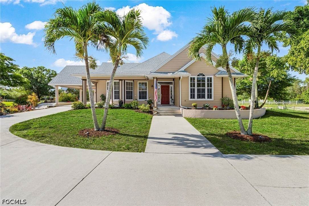 8930 Penzance Boulevard - Photo 1