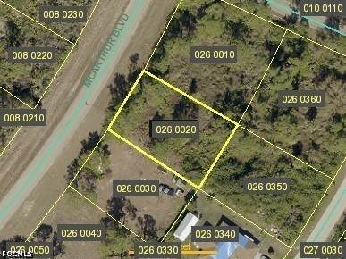 327 Mcarthur Boulevard - Photo 1