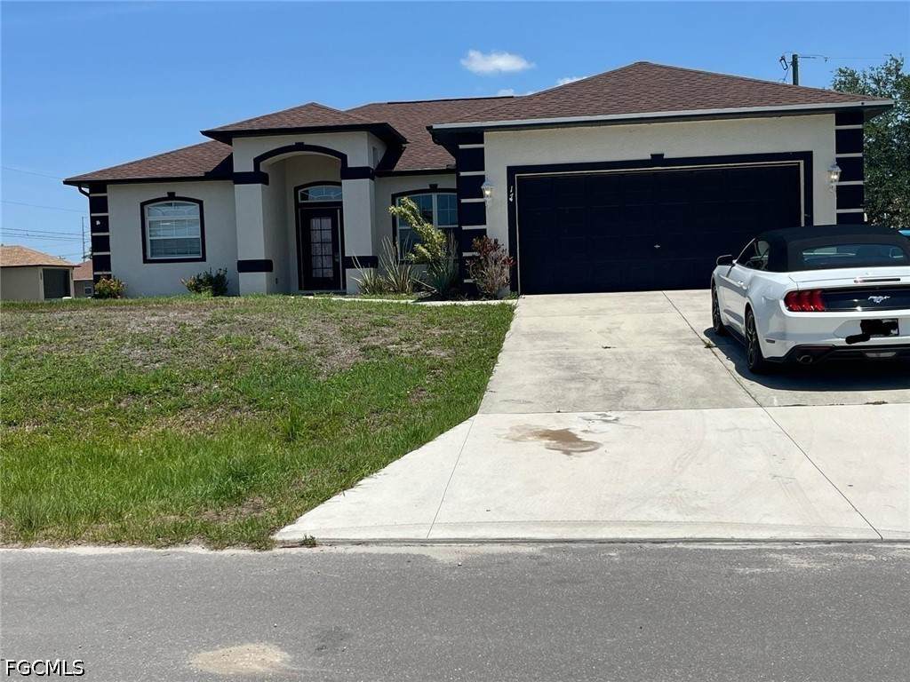 17 11th Lane - Photo 1
