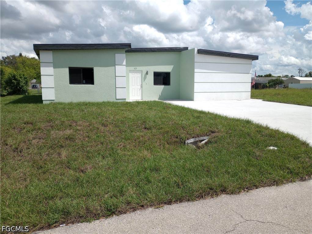 423 Canyon Drive - Photo 1