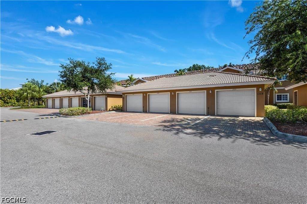 1113 Winding Pines Circle - Photo 1