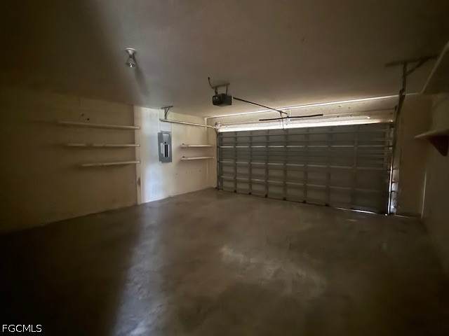 450 Rathburn Street - Photo 1