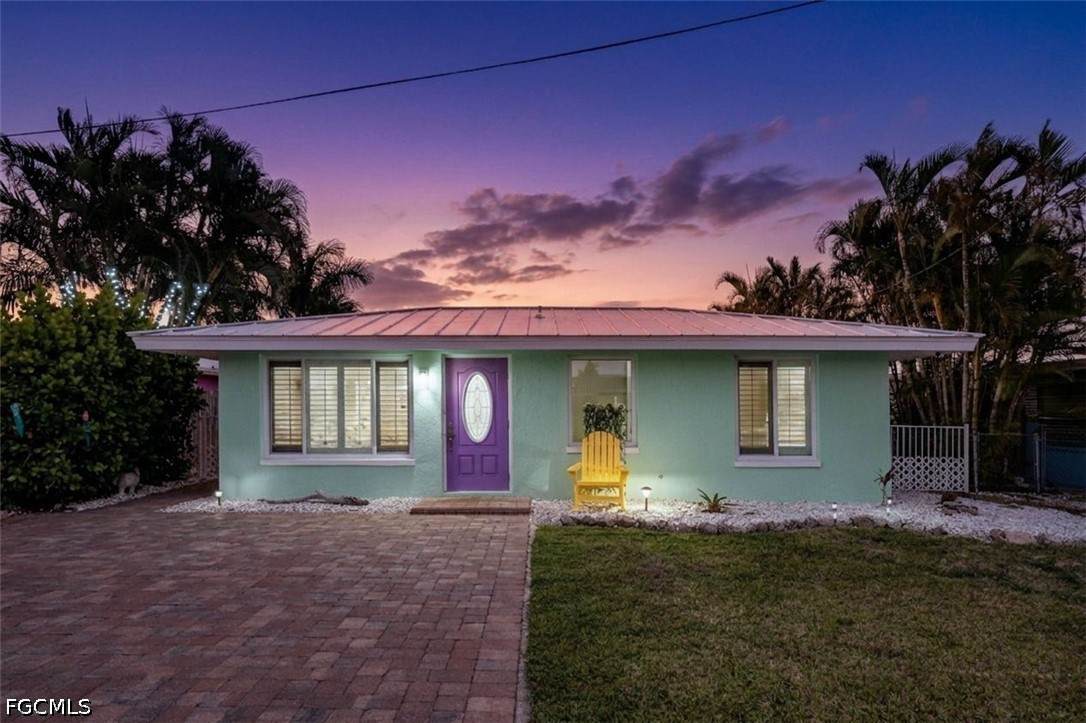 2639 Bridgeview Street - Photo 1