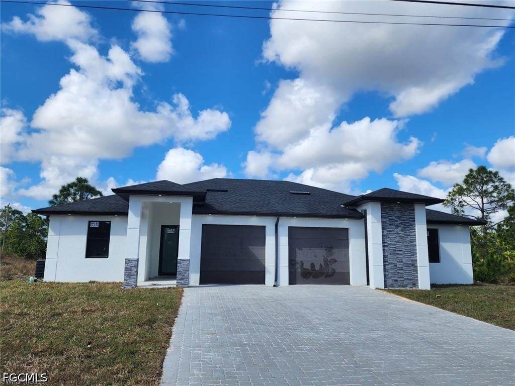 388 Bell Boulevard - Photo 1