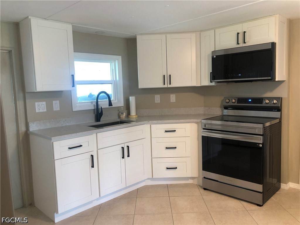 135 Chisholm Trail - Photo 1