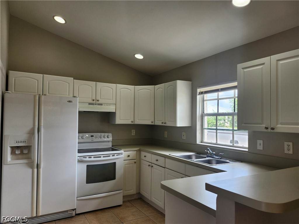 1110 Hightower Avenue - Photo 1