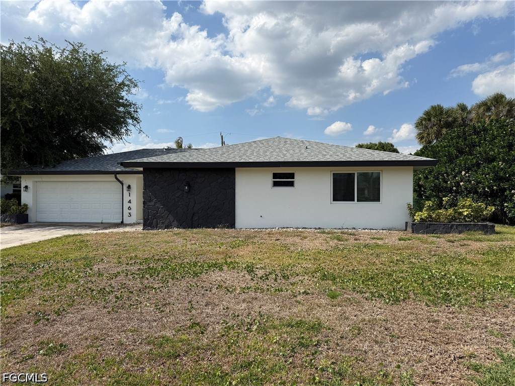 1463 Tanglewood Parkway - Photo 1