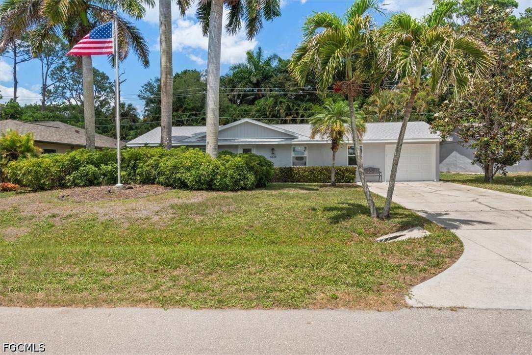 4639 Robin Avenue - Photo 1