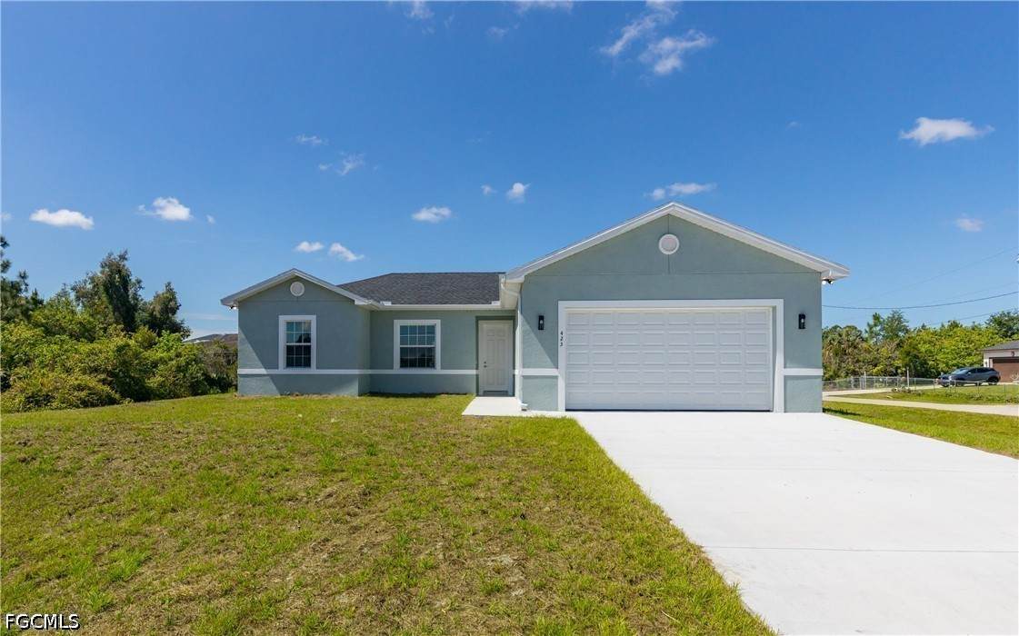 423 Yolanda Street - Photo 1