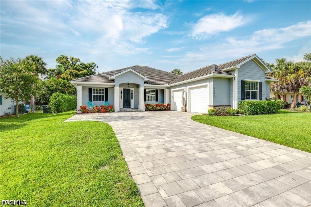 1221 La Faunce Way - Photo 1