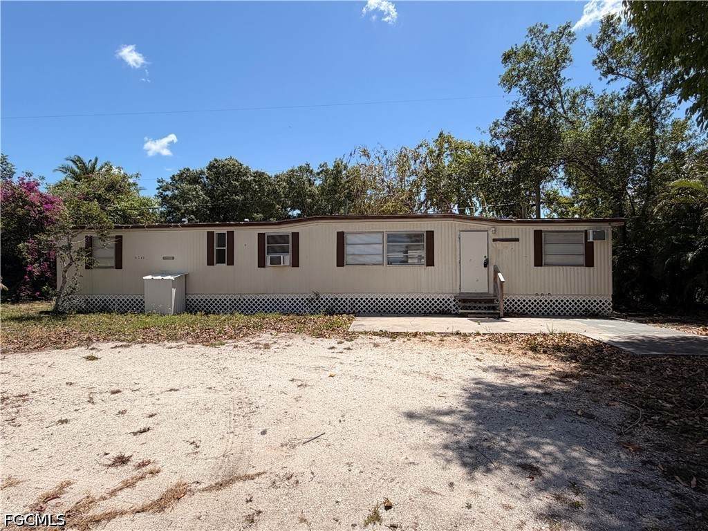 8205 Suncoast Drive - Photo 1