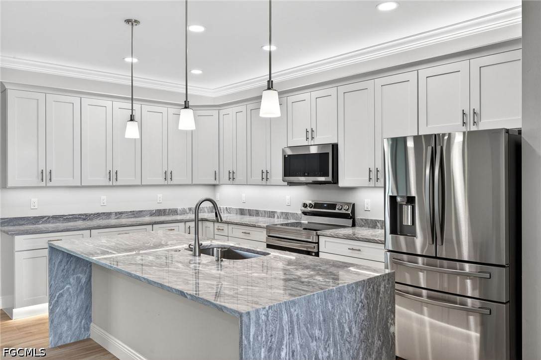 1912 24th Terrace - Photo 1