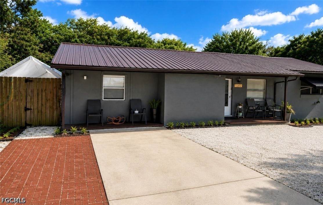 7262 Fair Oaks Street - Photo 1