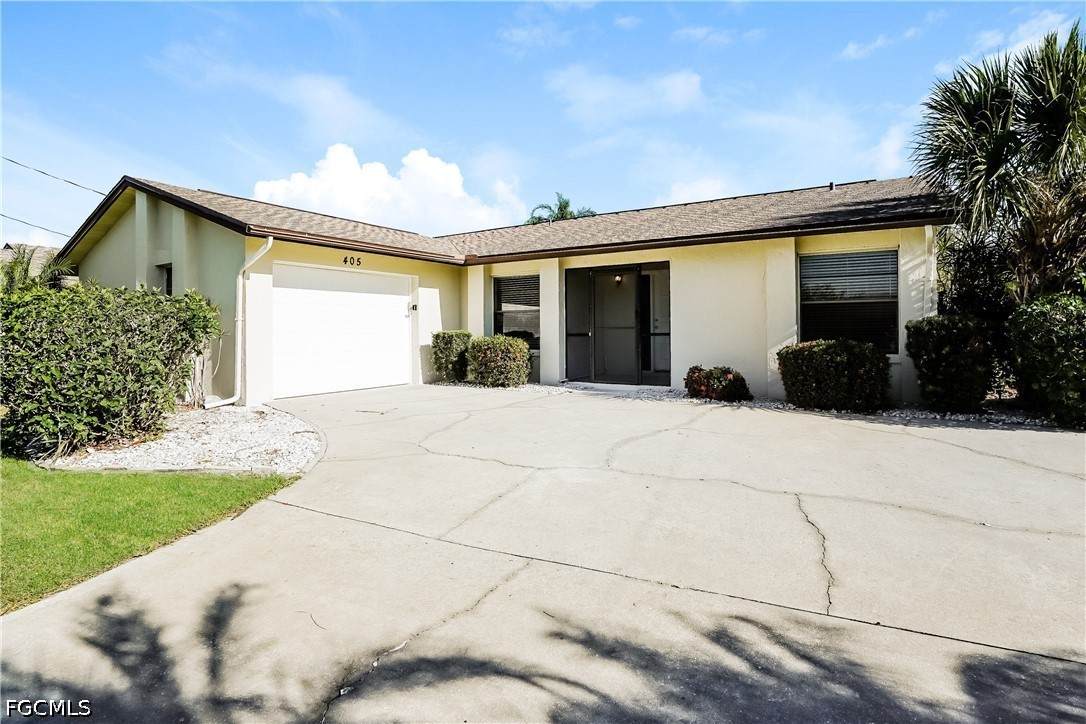 405 8th Terrace - Photo 1
