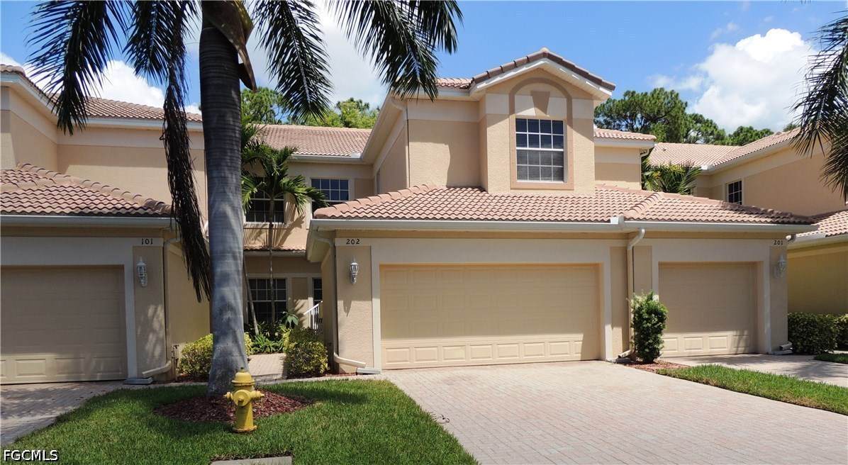 6020 Jonathans Bay Circle - Photo 1