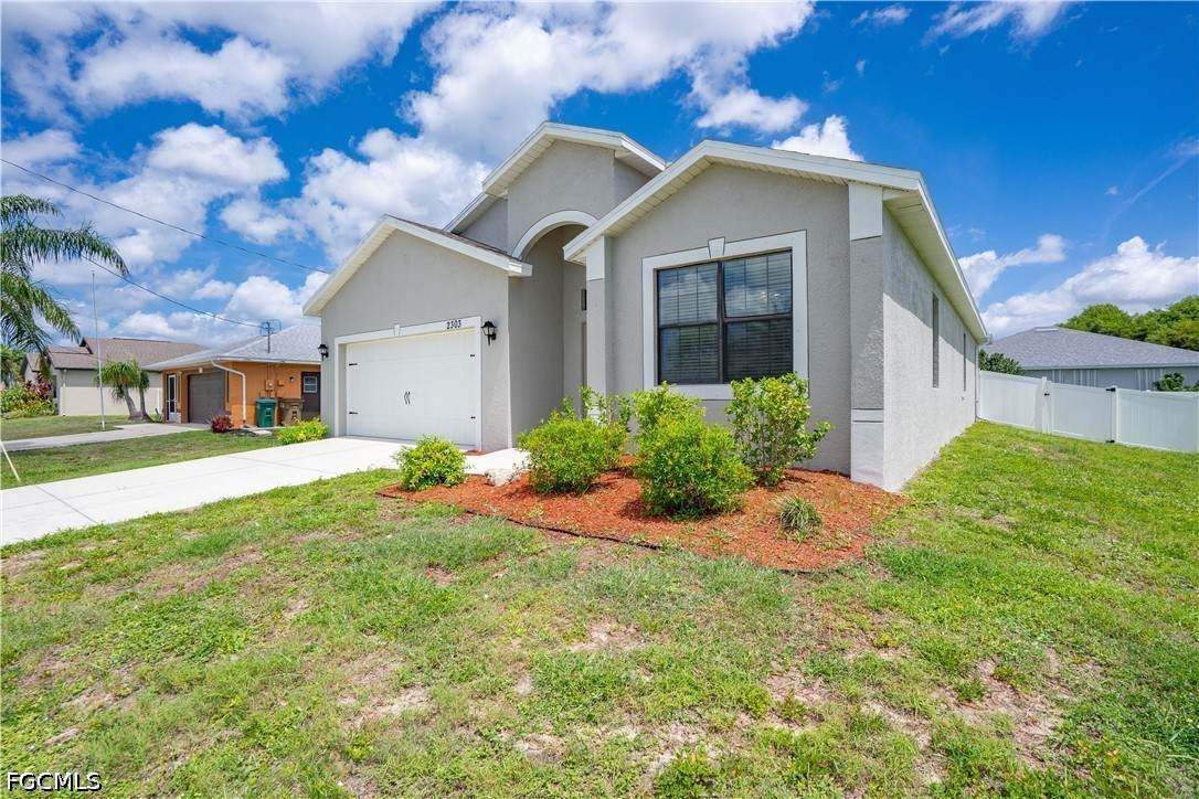 2303 21st Terrace - Photo 1
