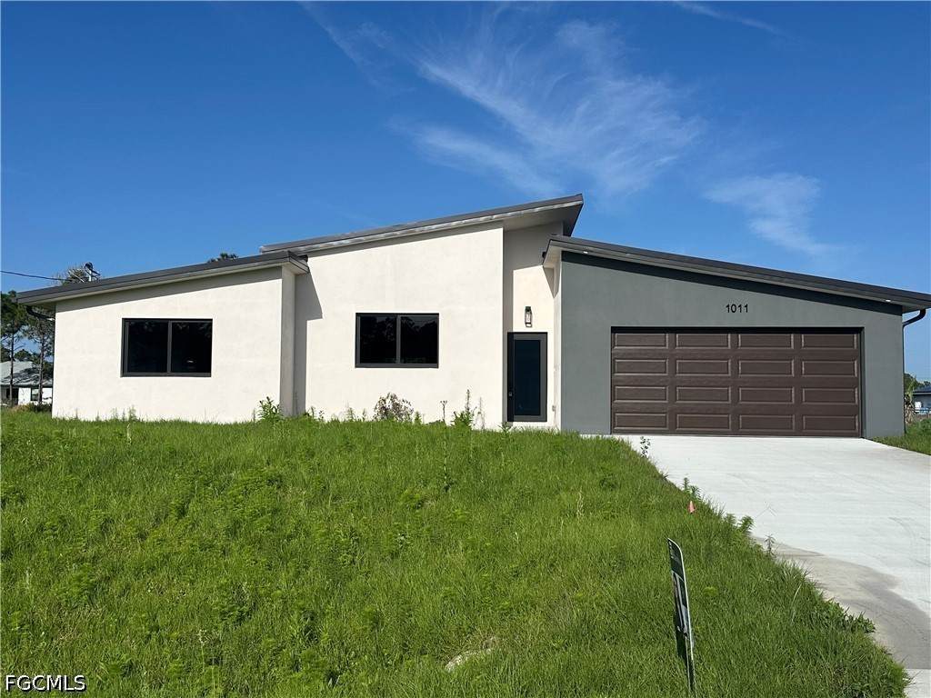 1011 State Avenue - Photo 1