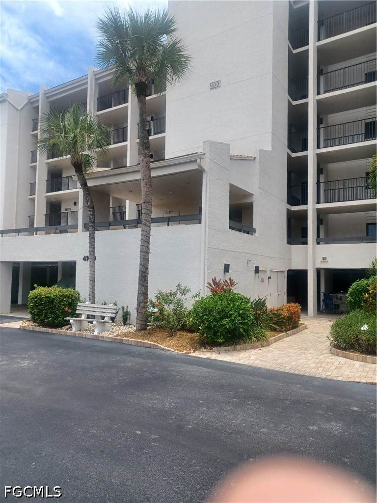 4100 Steamboat Bend - Photo 1