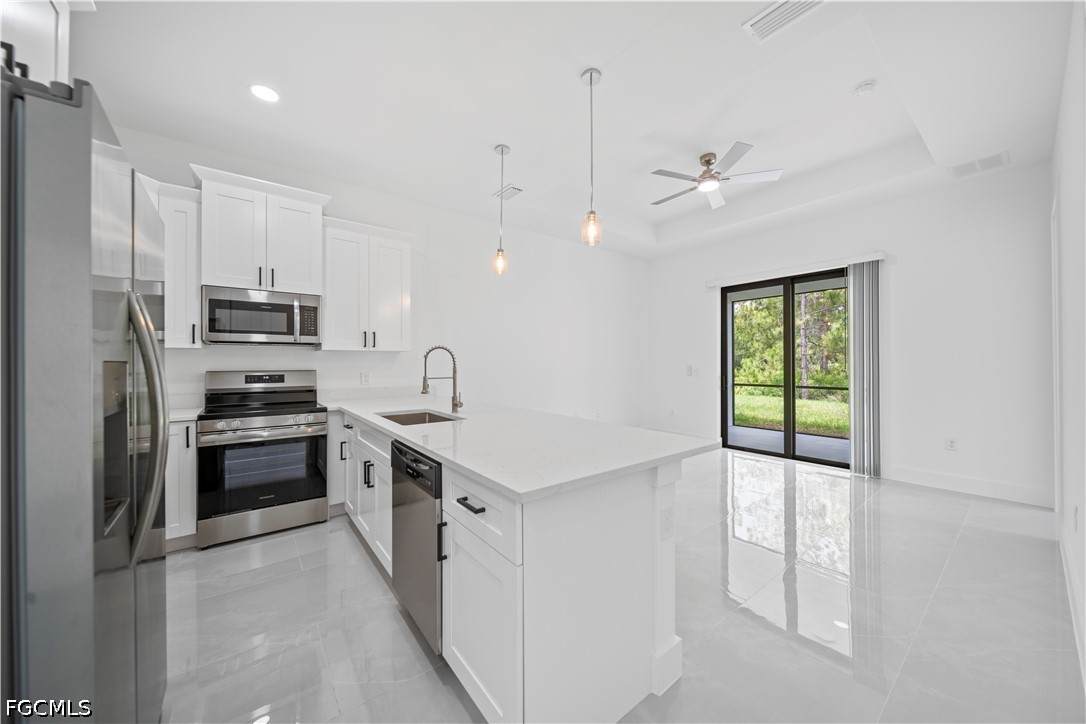 1502 Gretchen Avenue - Photo 1