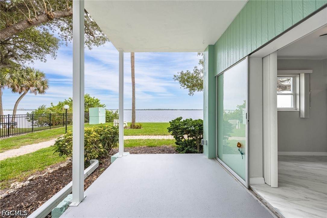 3225 Riverside Drive - Photo 1