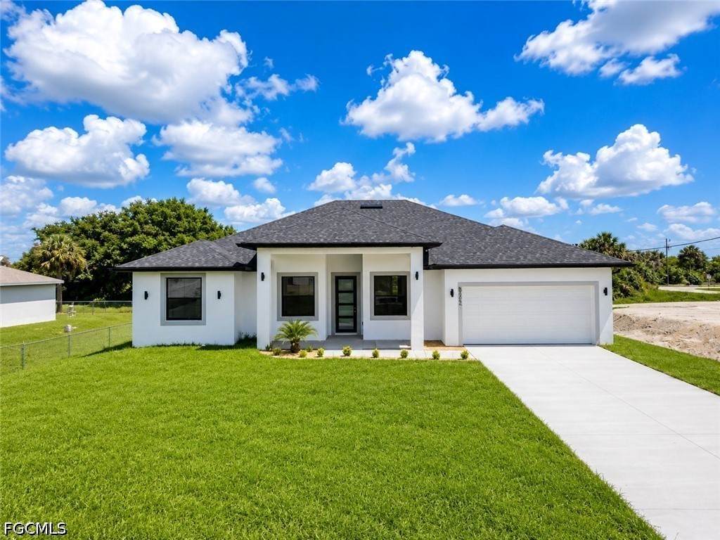 8022 Sunrise Circle - Photo 1