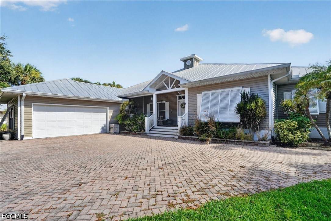 15627 Caloosa Creek Circle - Photo 1