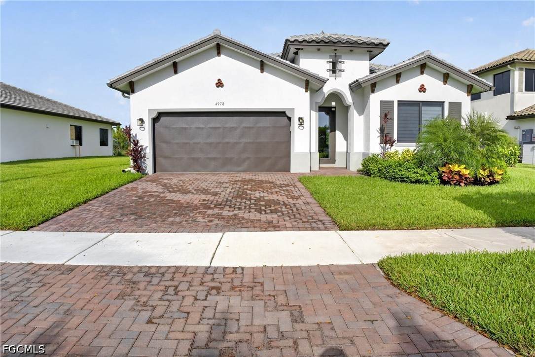 4978 Jovanne Street - Photo 1