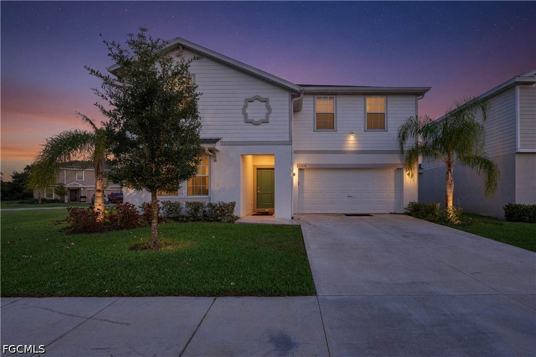 12075 Savanna Lakes Boulevard - Photo 1