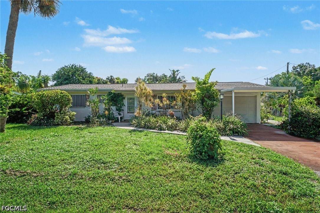 1564 Ixora Drive - Photo 1
