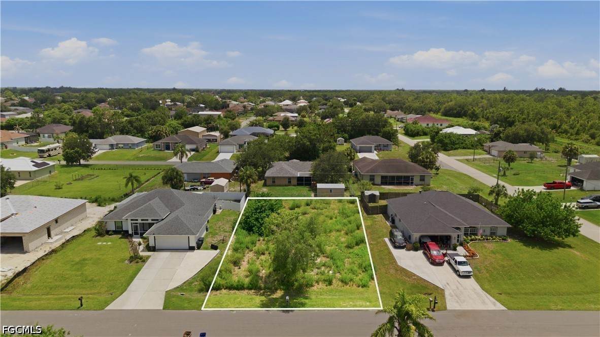 6421 Castlewood Circle - Photo 1