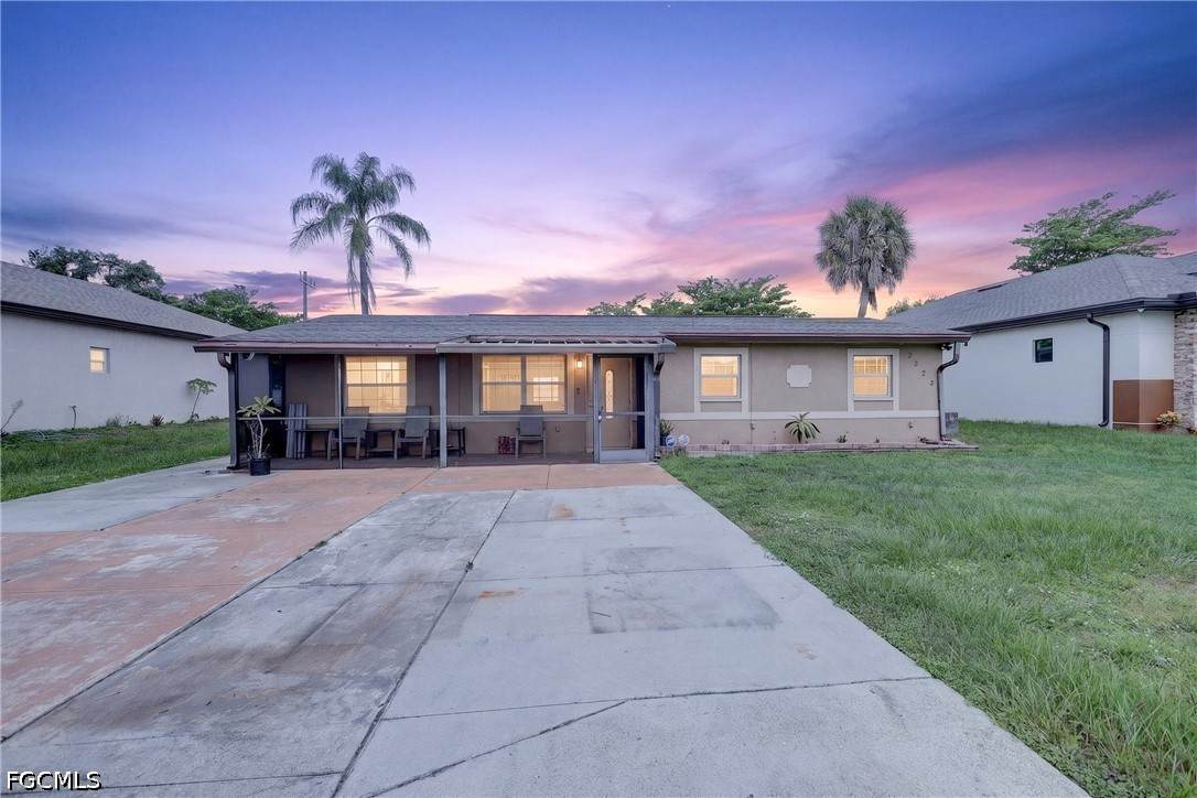2238 Towles Street - Photo 1