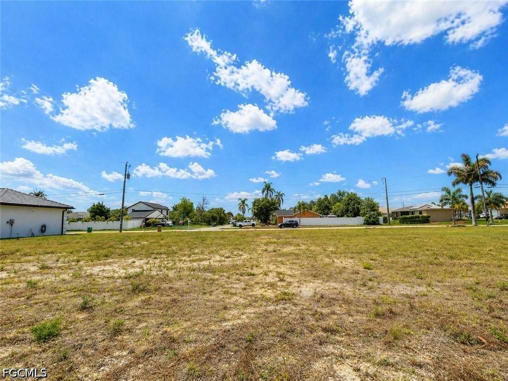 1014 18th Street - Photo 1