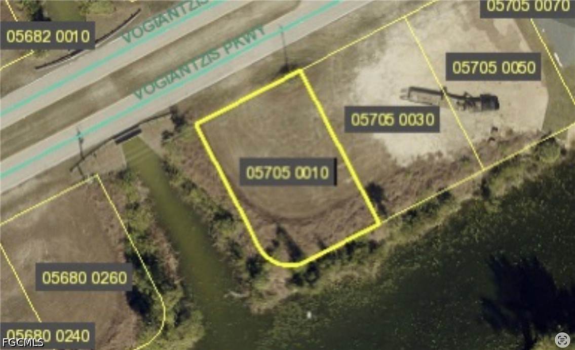860 Vogiantzis Parkway - Photo 1