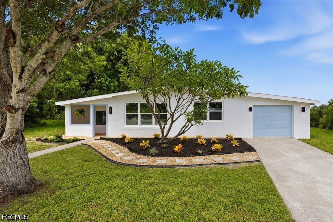 4213 Ellen Avenue - Photo 1