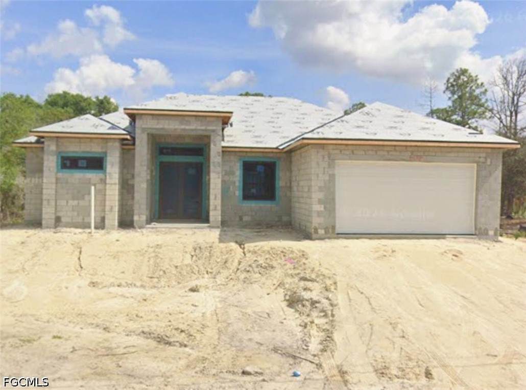 306 Wellington Avenue - Photo 1