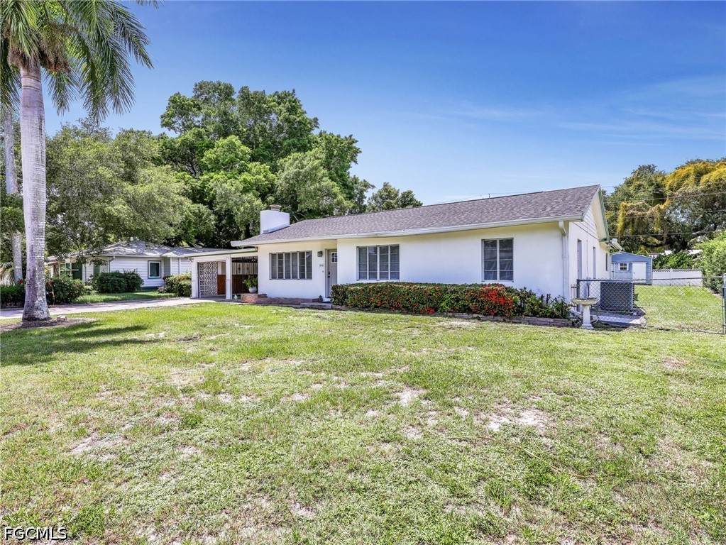 1645 Ardmore Road - Photo 1