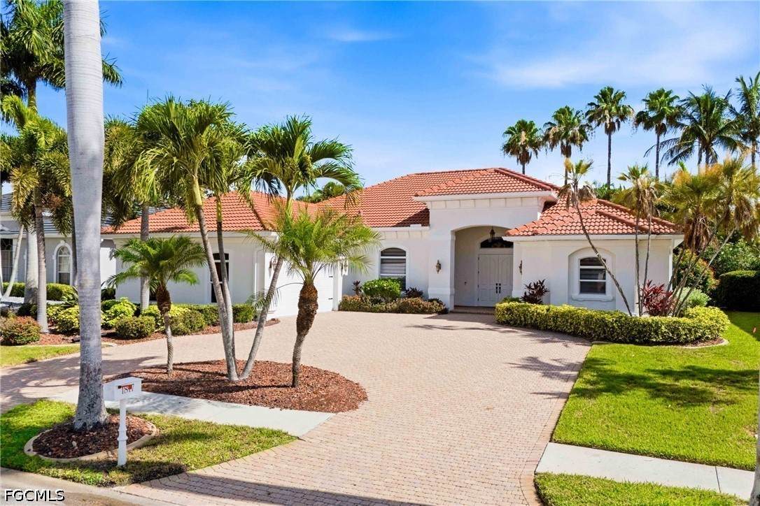 1817 Lagoon Lane - Photo 1