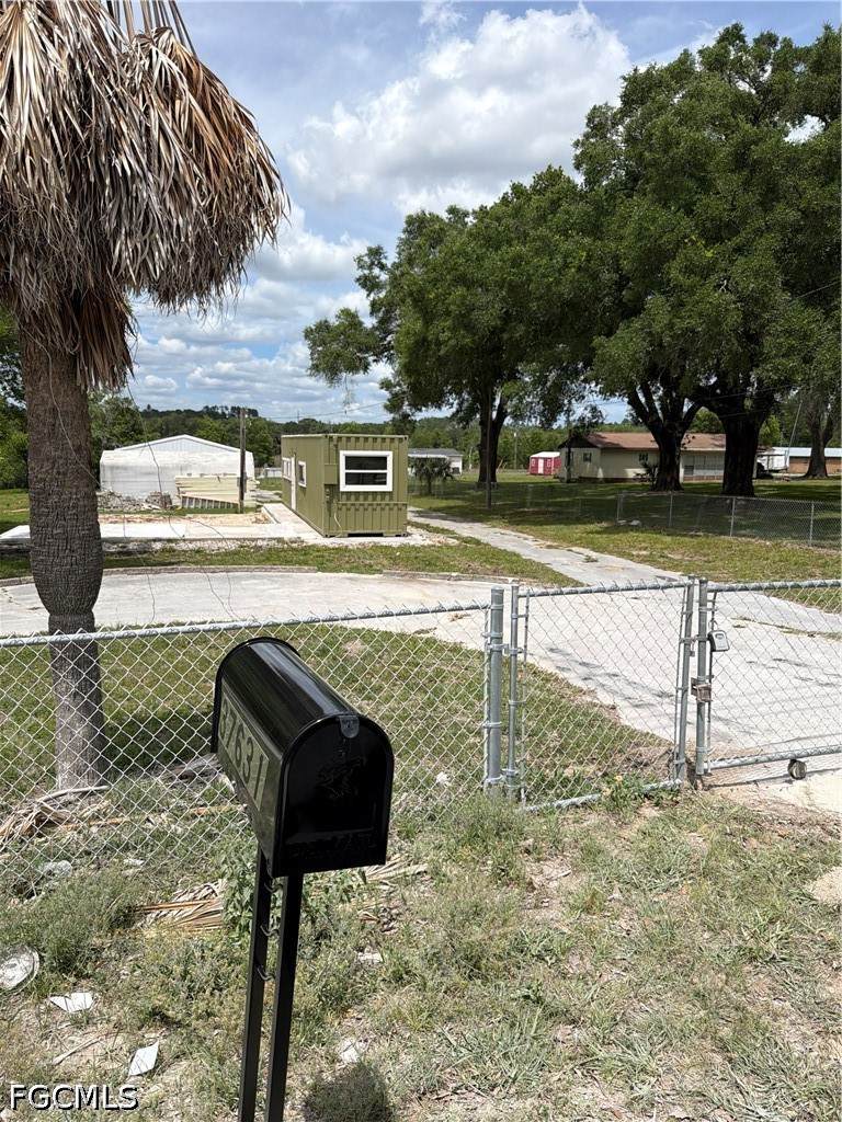 37631 Kossik Road - Photo 1