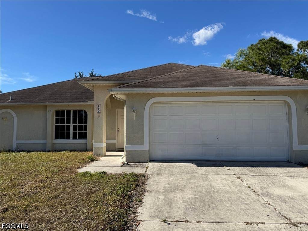 934 Garnet Avenue - Photo 1