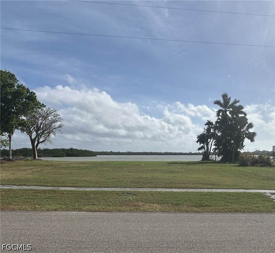 945 Caxambas Drive - Photo 1