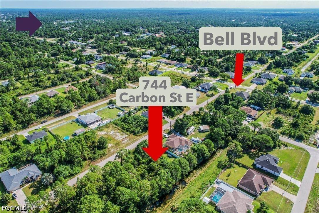744 Carbon Street - Photo 1