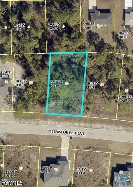 927 Milwaukee Boulevard - Photo 1