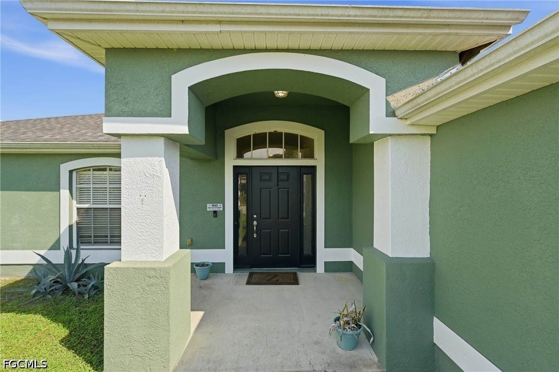 212 28th Terrace - Photo 1