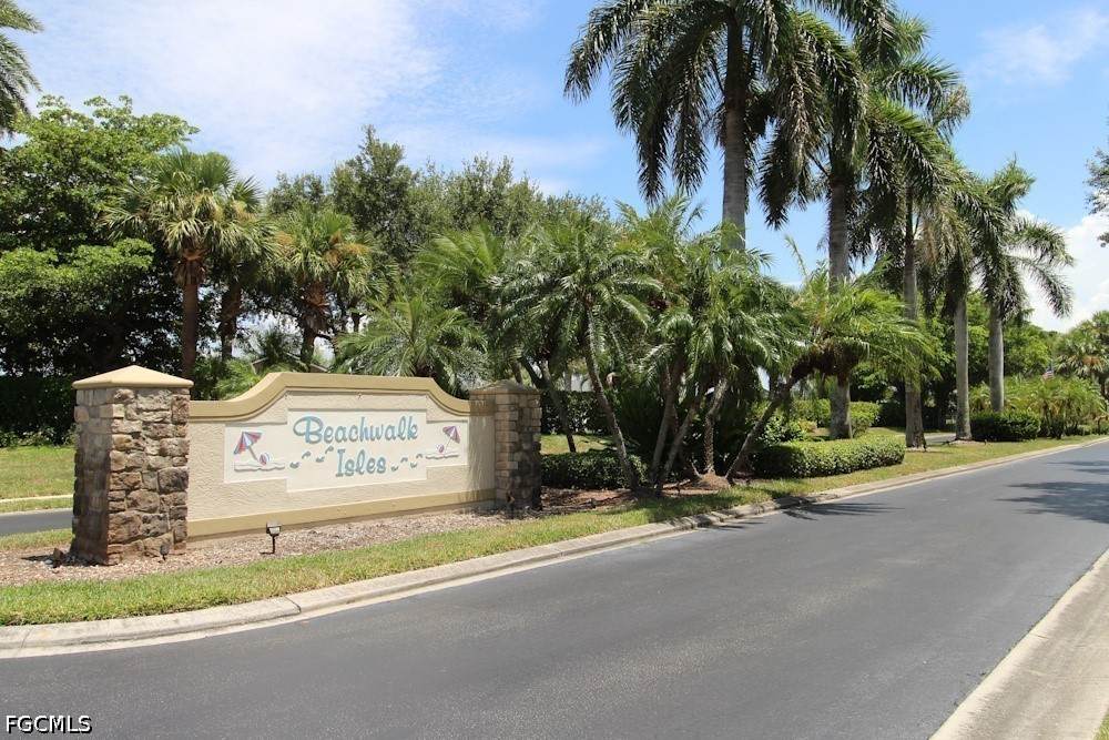 15733 Beachcomber Avenue - Photo 1