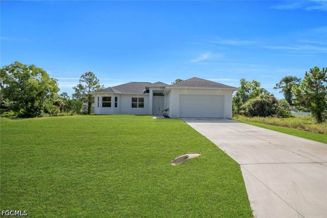 523 Harry Thayer Avenue - Photo 1