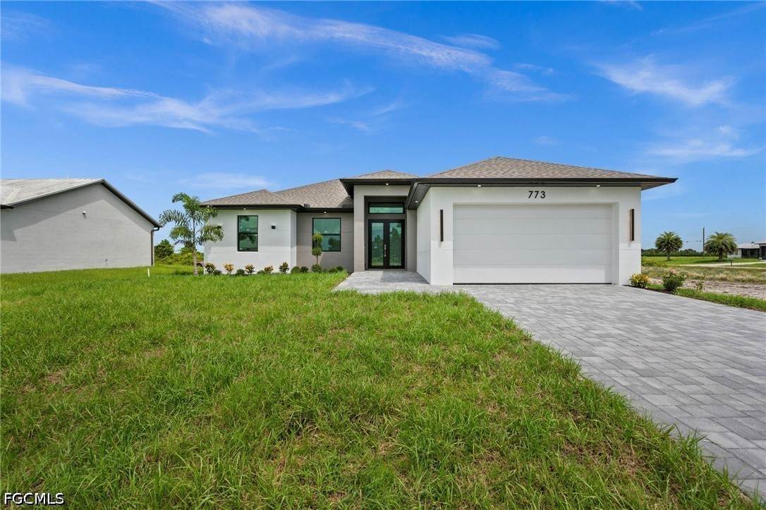 773 Nina Avenue - Photo 1