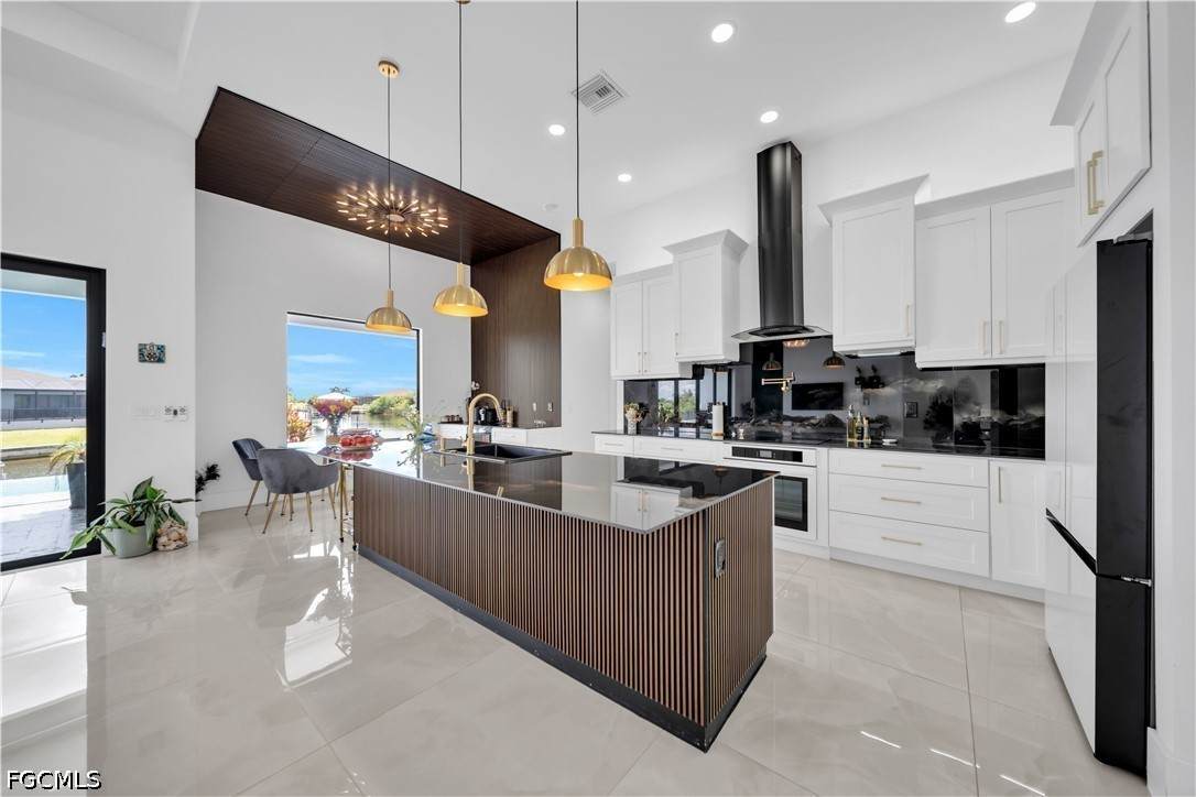 3224 Yucatan Parkway - Photo 1