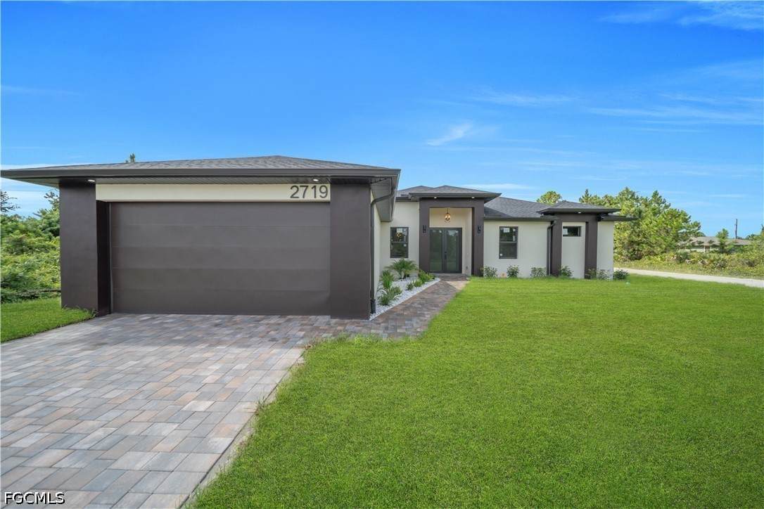 2719 33RD Street - Photo 1