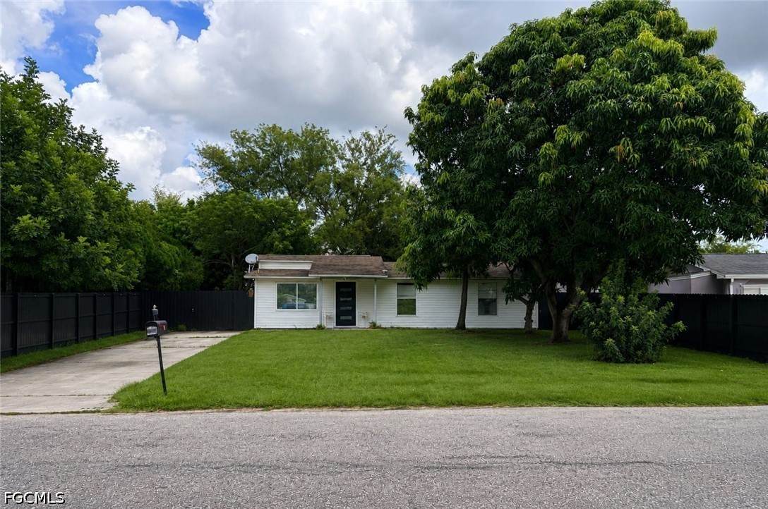 480 Valley Drive - Photo 1